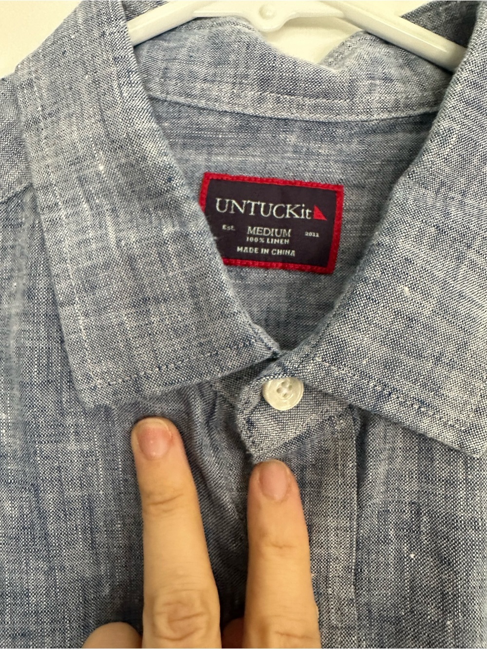 UNTUCKit Chambray Linen Button-Up in Blue Heather